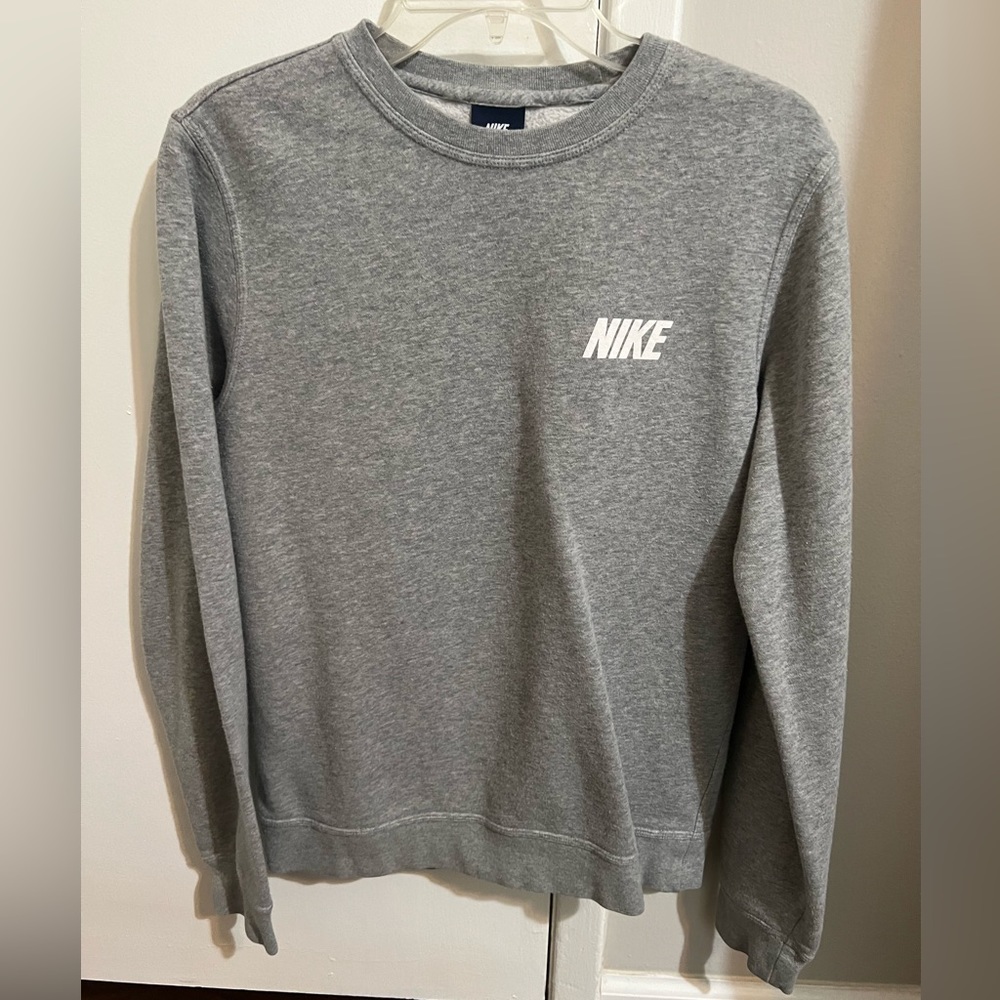 NIKE Crewneck